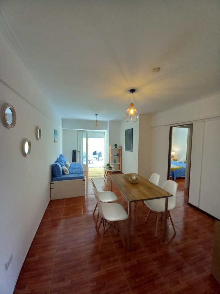 ¡VENTA! Hermoso Departamento de 2 Ambientes con gran terraza envolvente. Totalmente reciclado