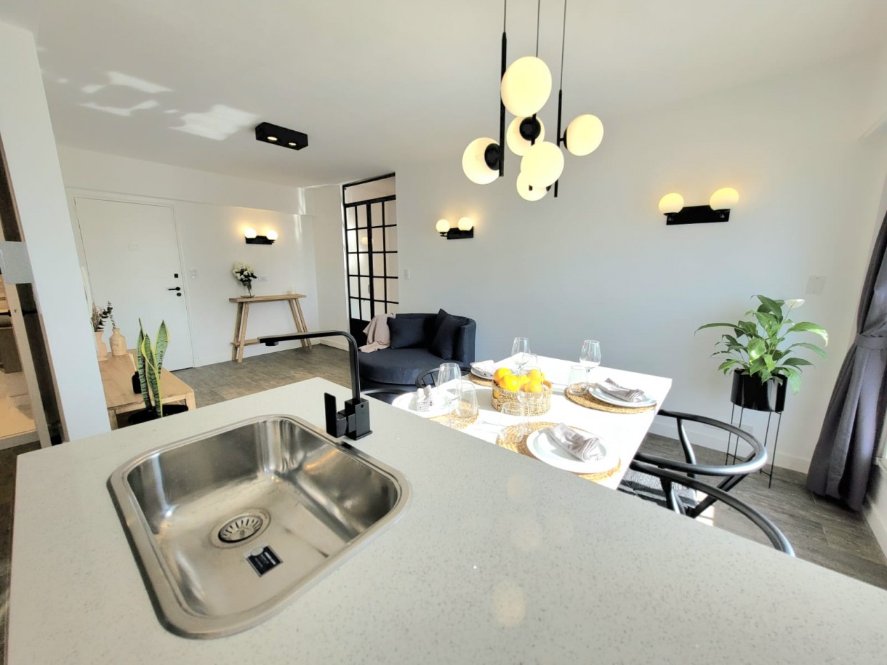 EN VENTA 2 AMBIENTES CON DEPENDENCIA Y ¡VISTA AL MAR!