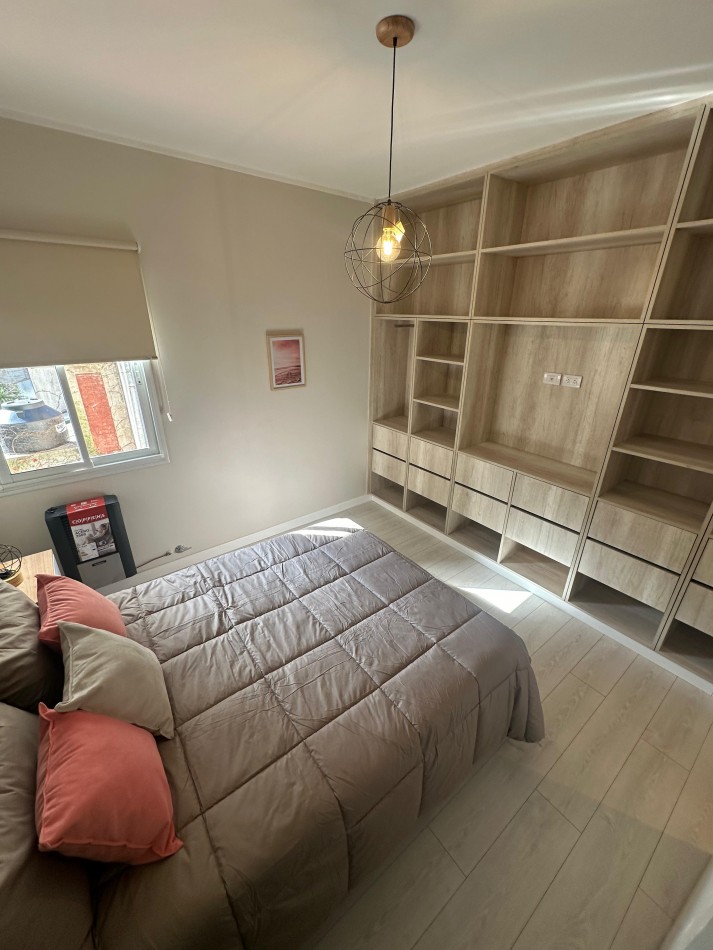 IMPECABLE 4 AMBIENTES TOTALMENTE RECICLADO - CENTRO-