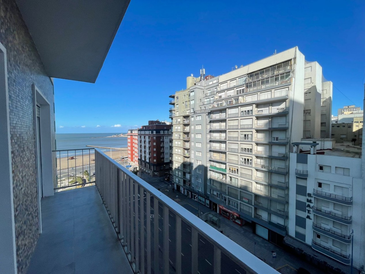 VENTA 3 AMBIENTES CON DEPENDENCIA Y VISTA AL MAR- LURO 2200-