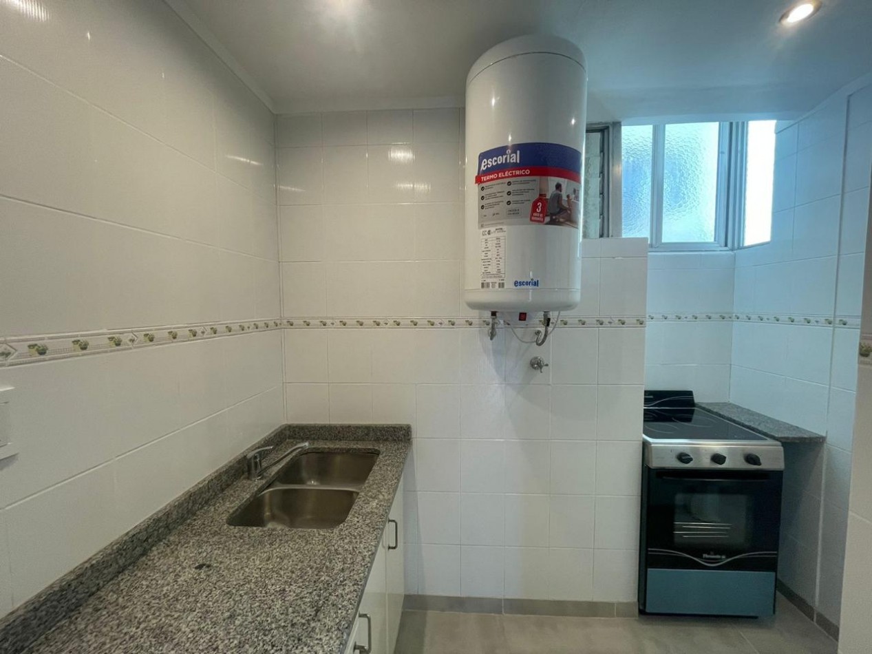 VENTA 3 AMBIENTES CON DEPENDENCIA Y VISTA AL MAR- LURO 2200-