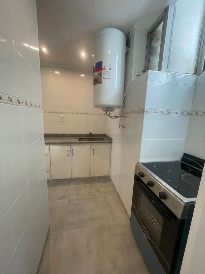 VENTA 3 AMBIENTES CON DEPENDENCIA Y VISTA AL MAR- LURO 2200-