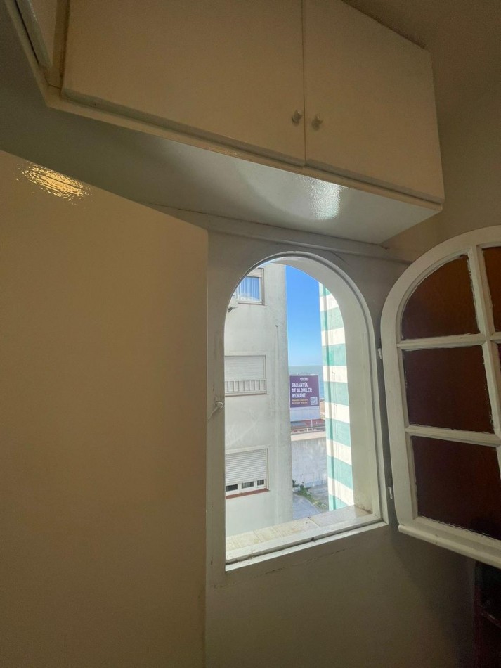 VENTA 3 AMBIENTES CON DEPENDENCIA Y VISTA AL MAR- LURO 2200-