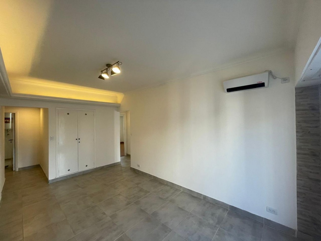 VENTA 3 AMBIENTES CON DEPENDENCIA Y VISTA AL MAR- LURO 2200-