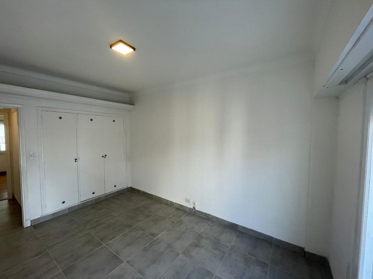 VENTA 3 AMBIENTES CON DEPENDENCIA Y VISTA AL MAR- LURO 2200-