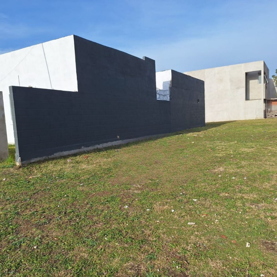 LOTE EN VENTA - LOS PINARES-