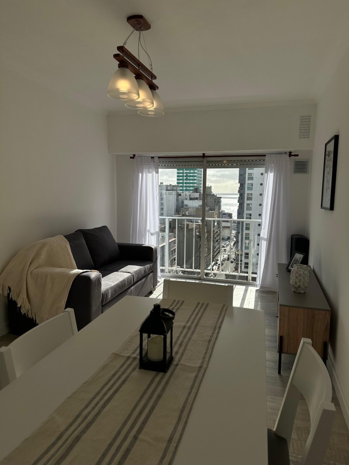 VENTA 3 AMBIENTES A LA CALLE- ¡VISTA AL MAR! - CENTRO-