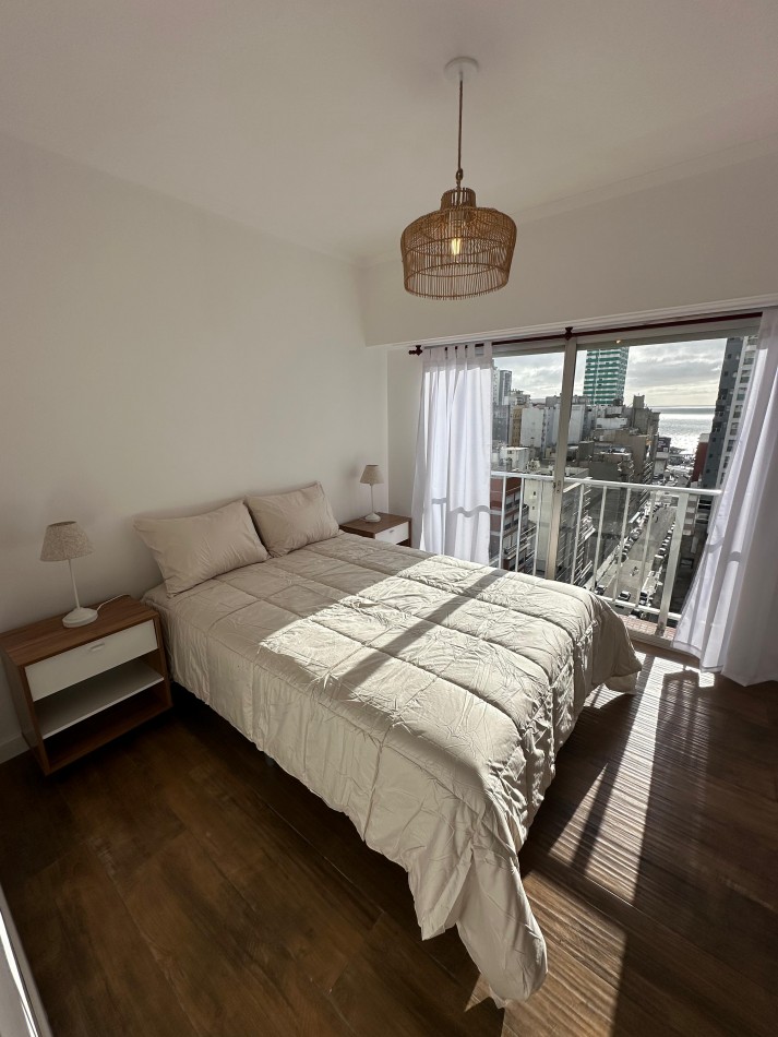VENTA 3 AMBIENTES A LA CALLE- ¡VISTA AL MAR! - CENTRO-