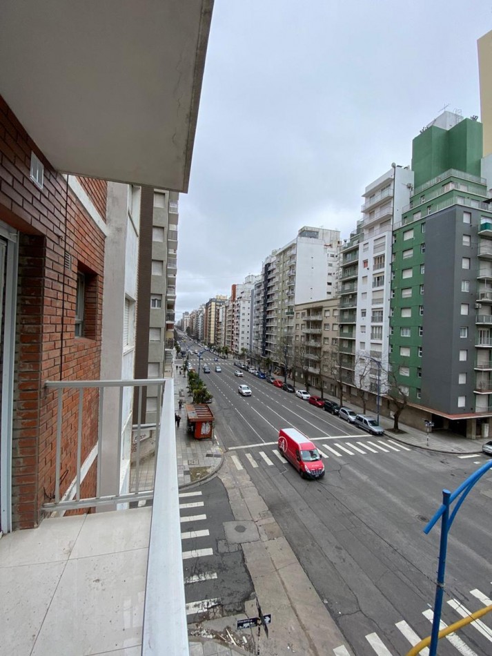 MONOAMBIENTE RECICLADO CON BALCON - PLAZA COLON-