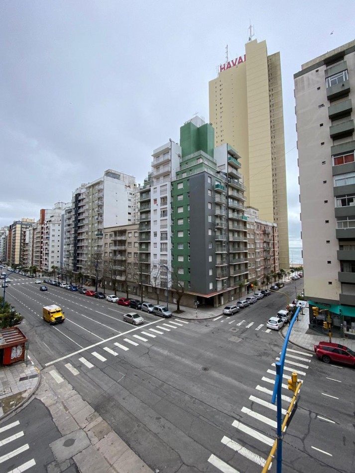 MONOAMBIENTE RECICLADO CON BALCON - PLAZA COLON-