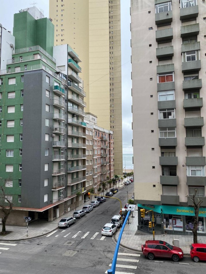 MONOAMBIENTE RECICLADO CON BALCON - PLAZA COLON-