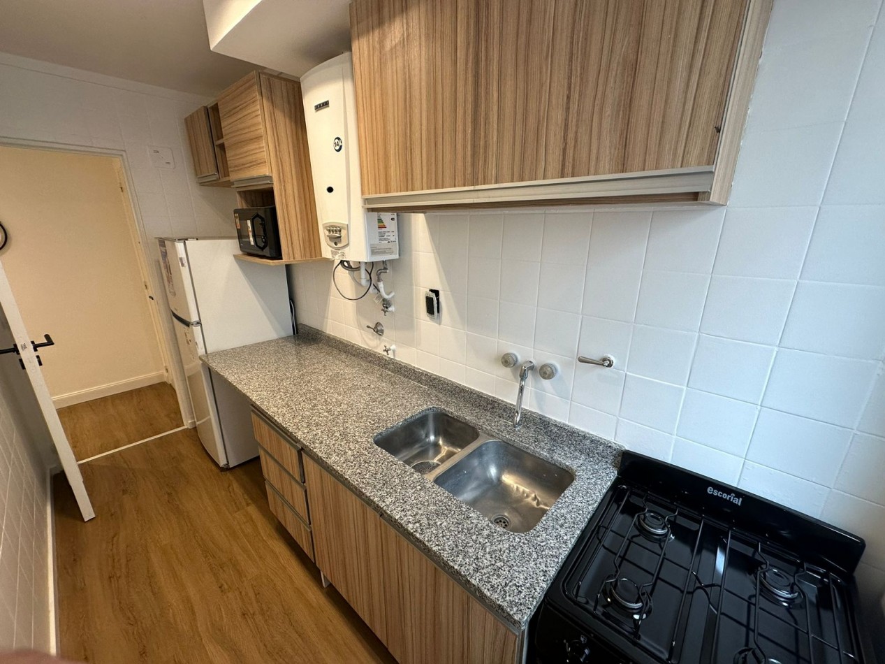 2 AMBIENTES CON BALCON - BROWN 1839 -