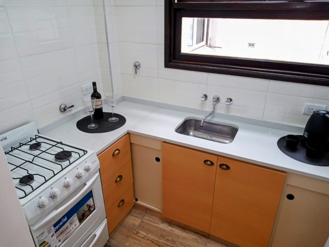 VENTA 2 AMBIENTES RECICLADO - PLAZA COLON-