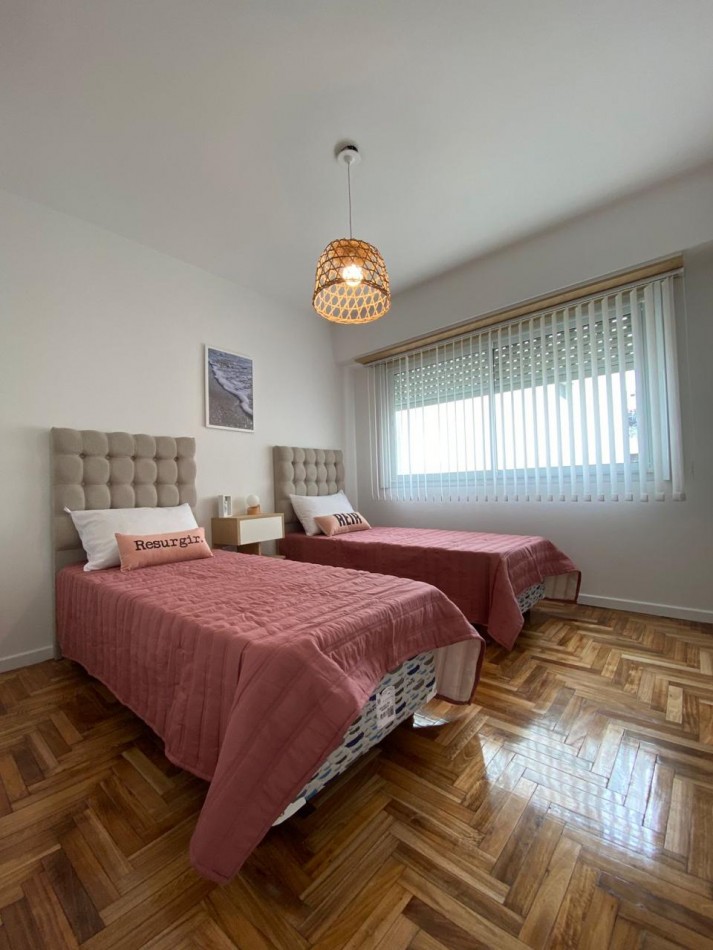 VENTA 3 AMBIENTES A LA CALLE CON BALCON - PLAZA MITRE -