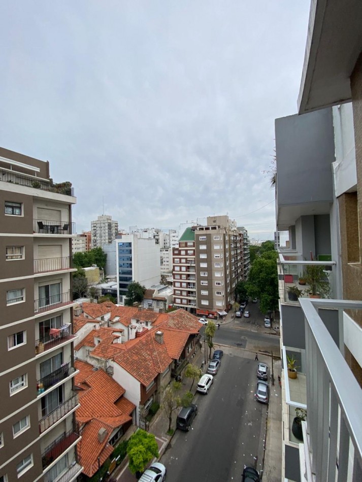 VENTA 3 AMBIENTES A LA CALLE CON BALCON - PLAZA MITRE -