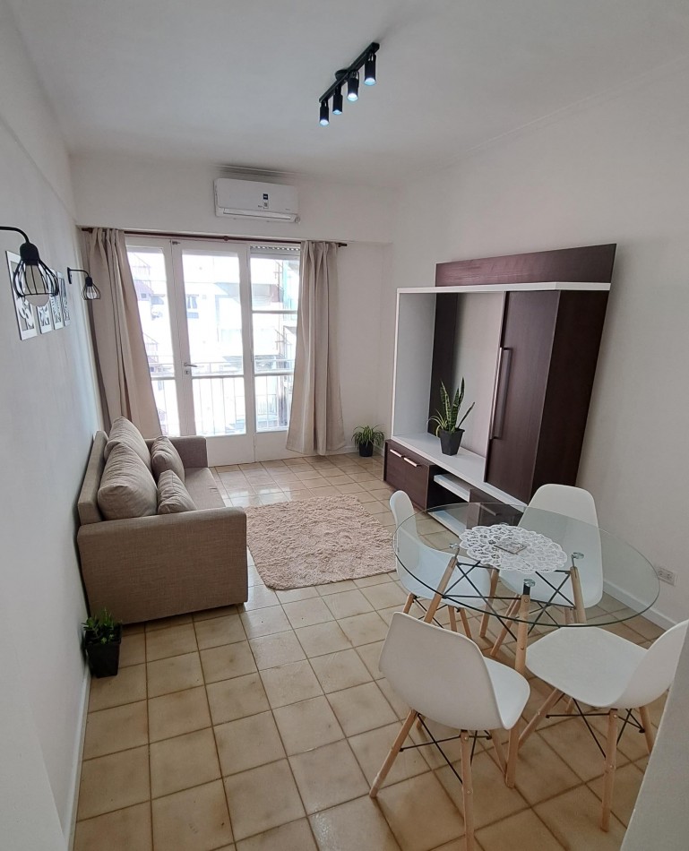 VENTA DOS AMBIENTES CON BALCON - ZONA PASEO ALDREY-