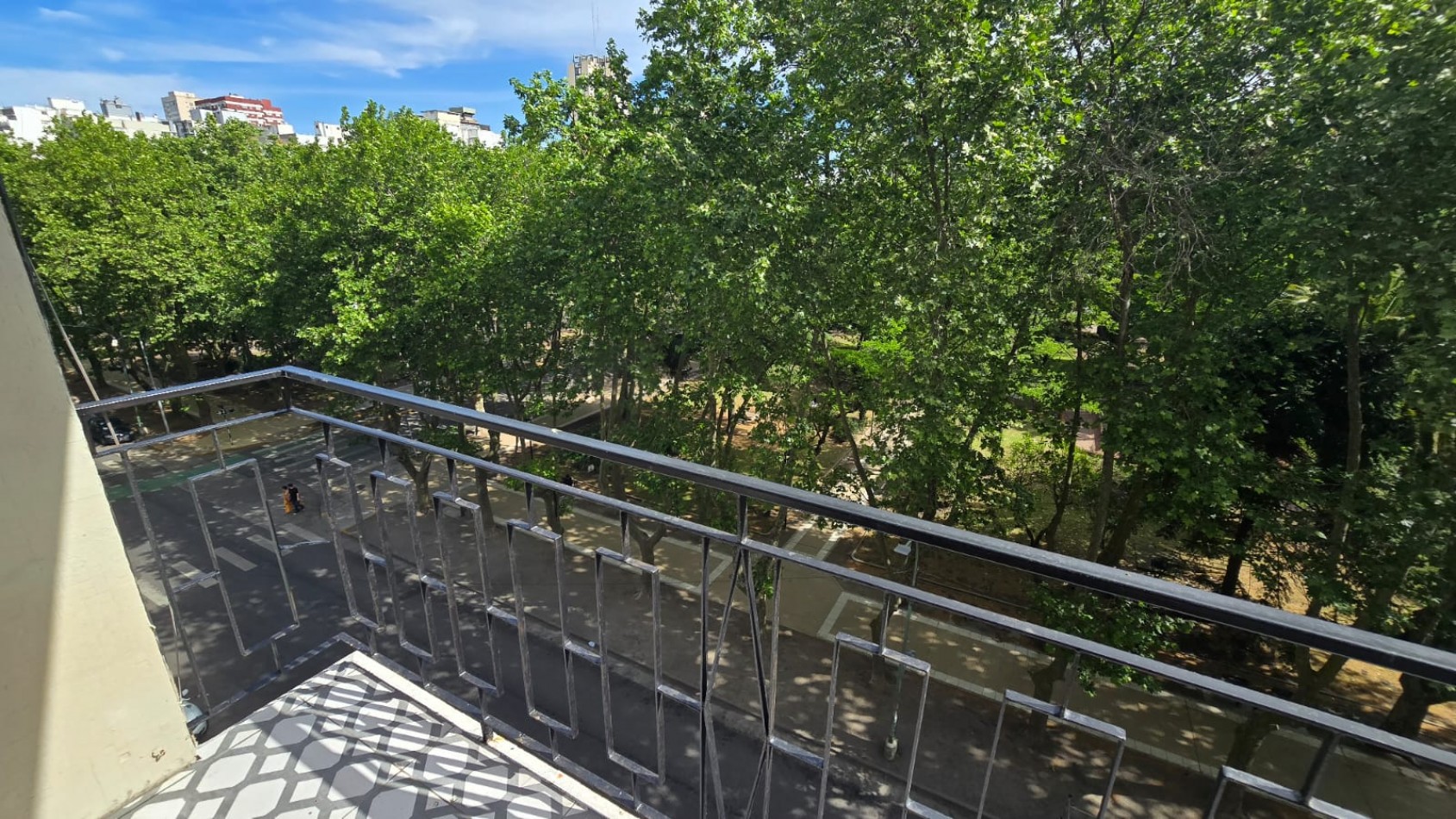 VENTA 3 AMBIENTES RECICLADO CON BALCON - LA PERLA -
