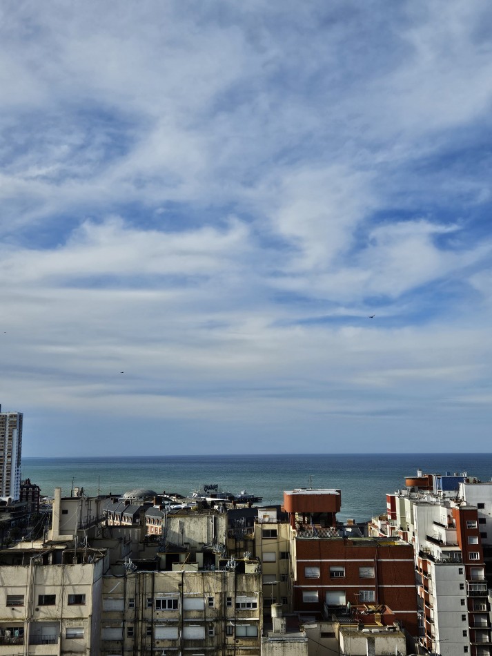 VENTA DOS AMBIENTES CON COCHERA - ZONA ALDREY-