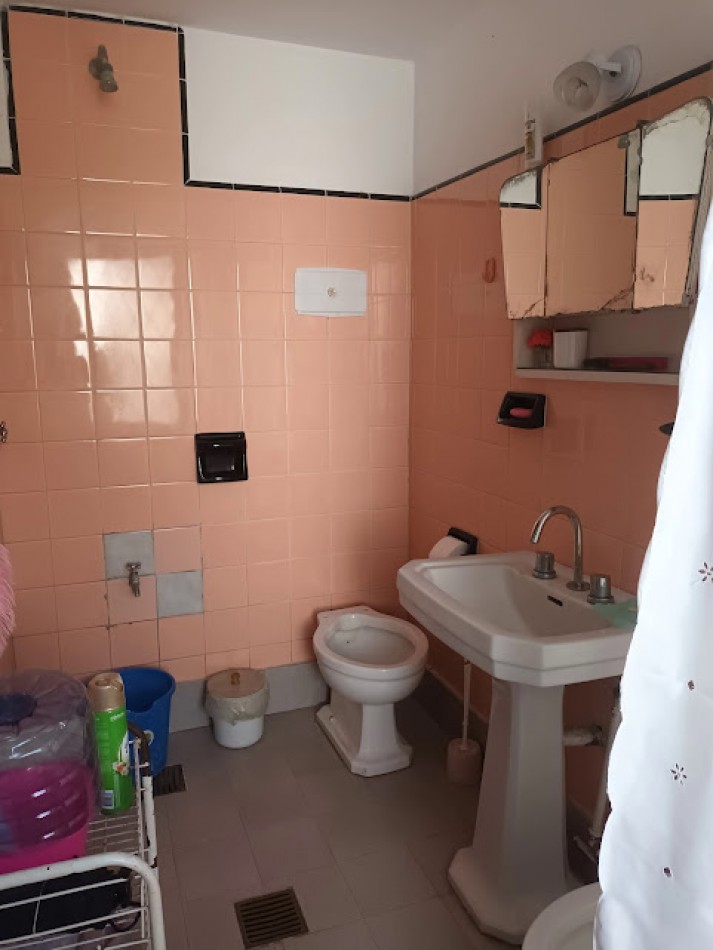 CHALET 4 AMBIENTES VENTA - PUNTA MOGOTES-