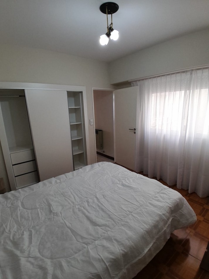 VENTA DOS AMBIENTES CON BALCON - BOLIVAR 2588 -