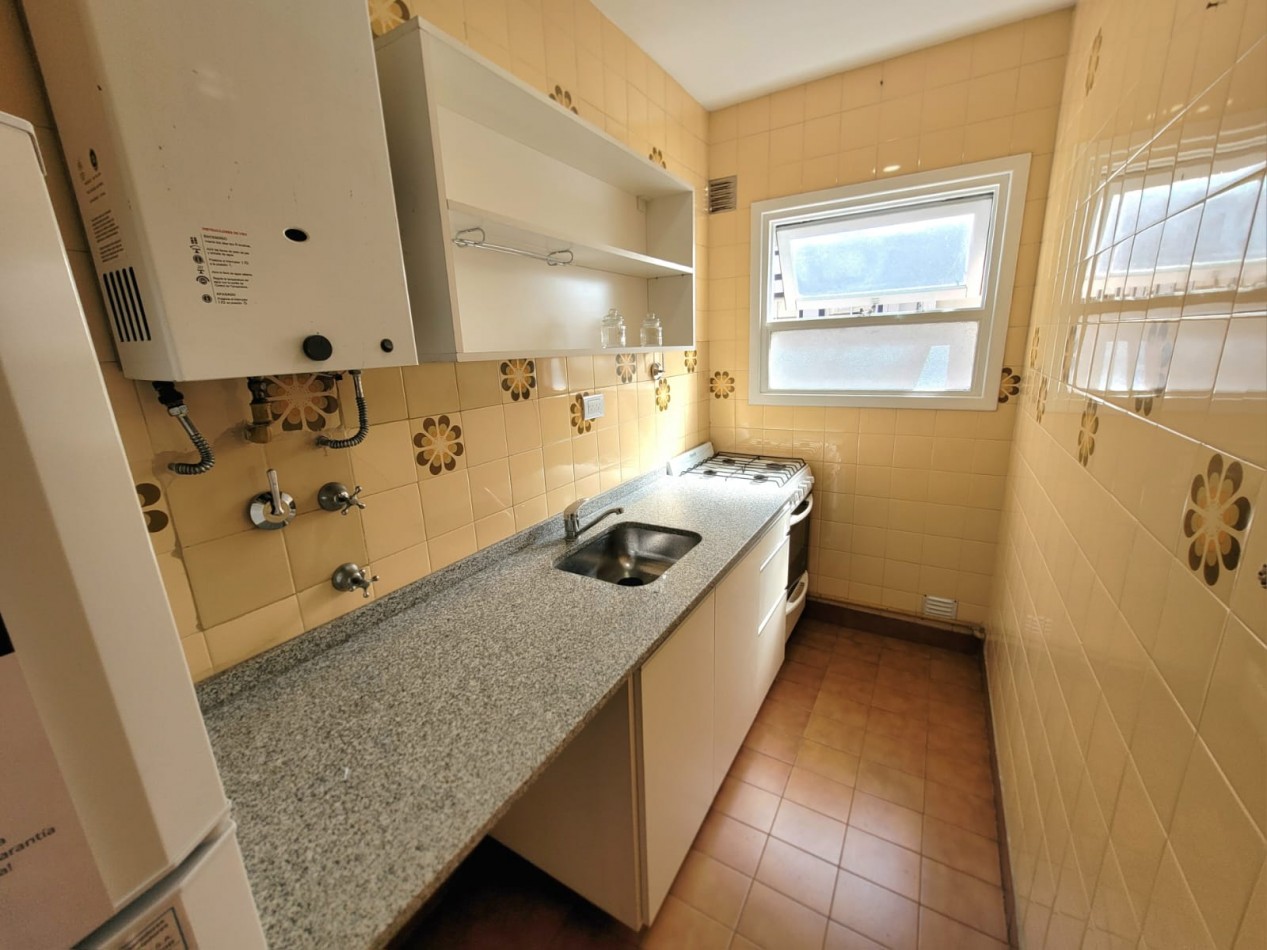 VENTA MONOAMBIENTE A LA CALLE - PLAZA COLON-