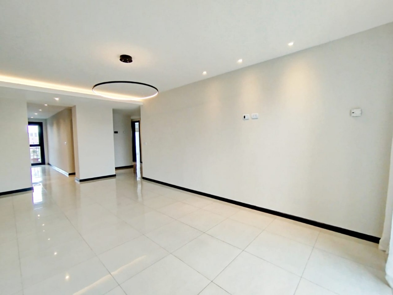 VENTA 3 AMBIENTES A LA CALLE CON COCHERA Y BAULERA- ZONA ALDREY -