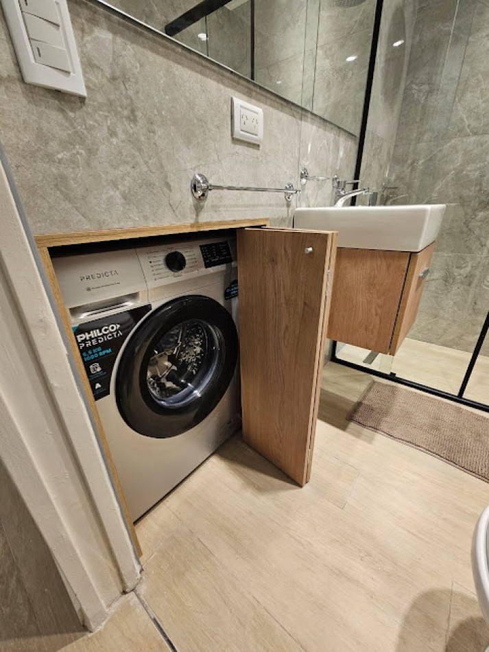 VENTA 2 AMBIENTES A LA CALLE CON BALCON TERRAZA - GUEMES -