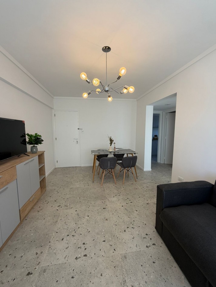 VENTA 2 AMBIENTES CON VISTA LATERAL AL MAR !! LA PERLA -