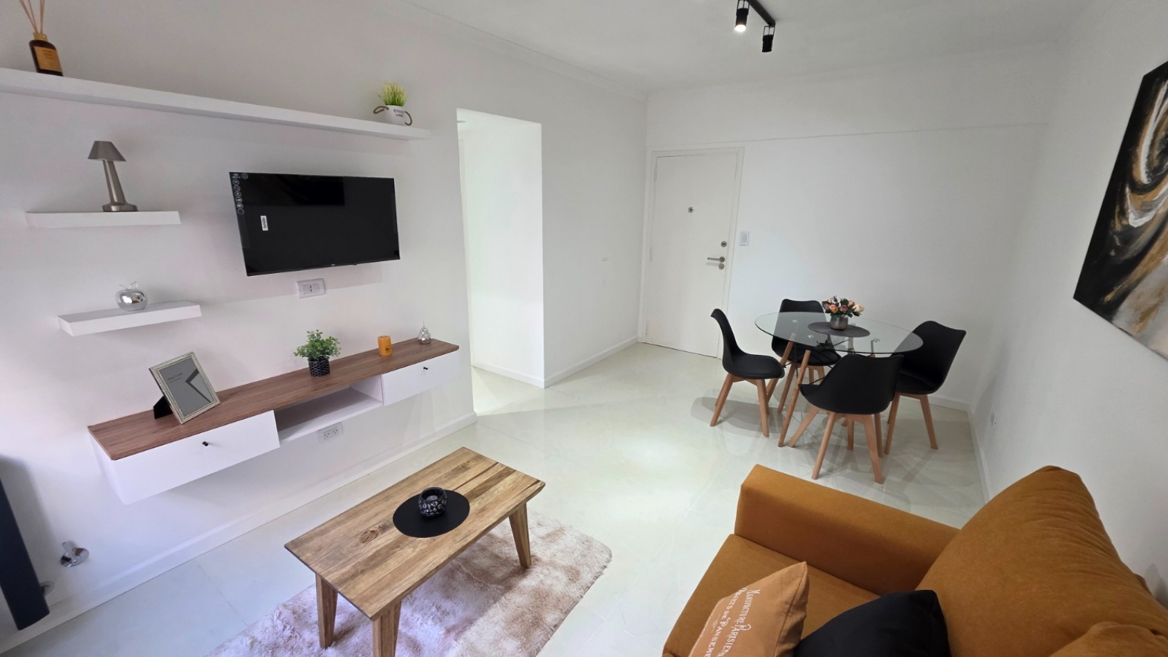 VENTA 2 AMBIENTES AL FRENTE - PLAZA COLON -