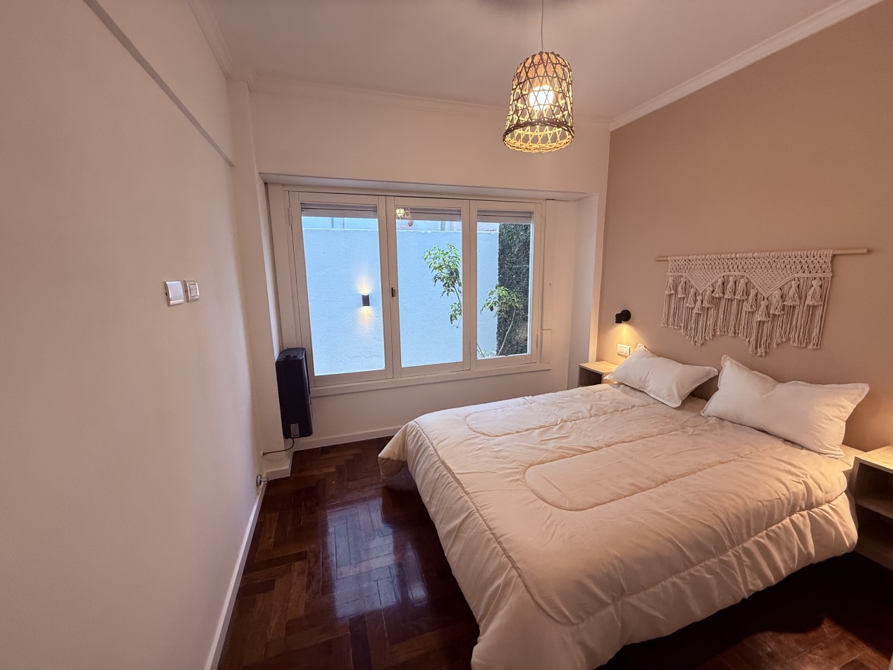 VENTA DOS AMBIENTES CON DOS PATIOS!! - CENTRO-