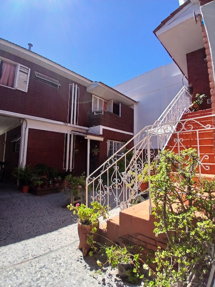 VENTA PH 3 AMBIENTES - BARRIO PRIMERA JUNTA-