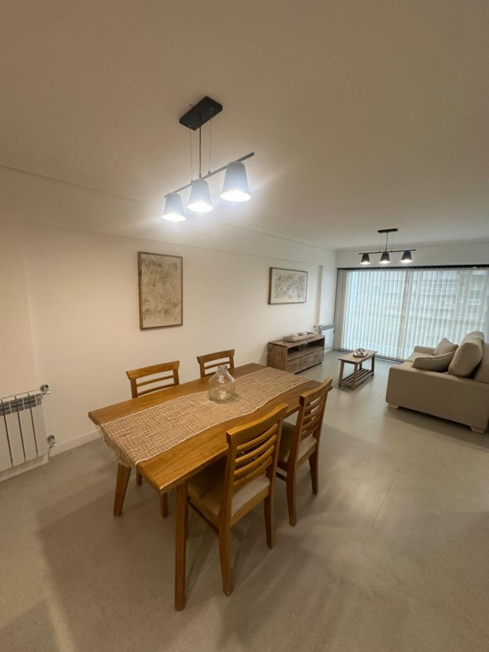 VENTA 3 AMBIENTES CON VISTA PLENA AL MAR Y COCHERA- LA PERLA-