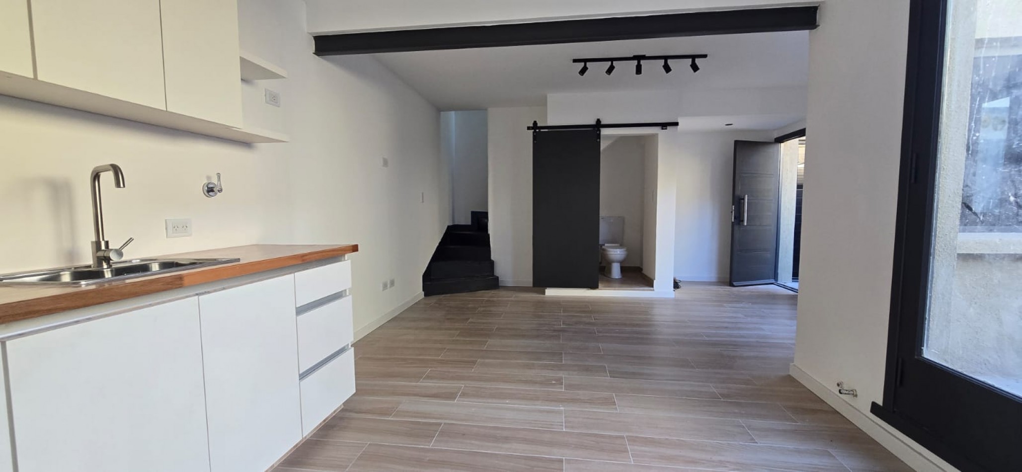 VENTA PH 3 AMBIENTES RECICLADO - NUEVA POMPEYA-