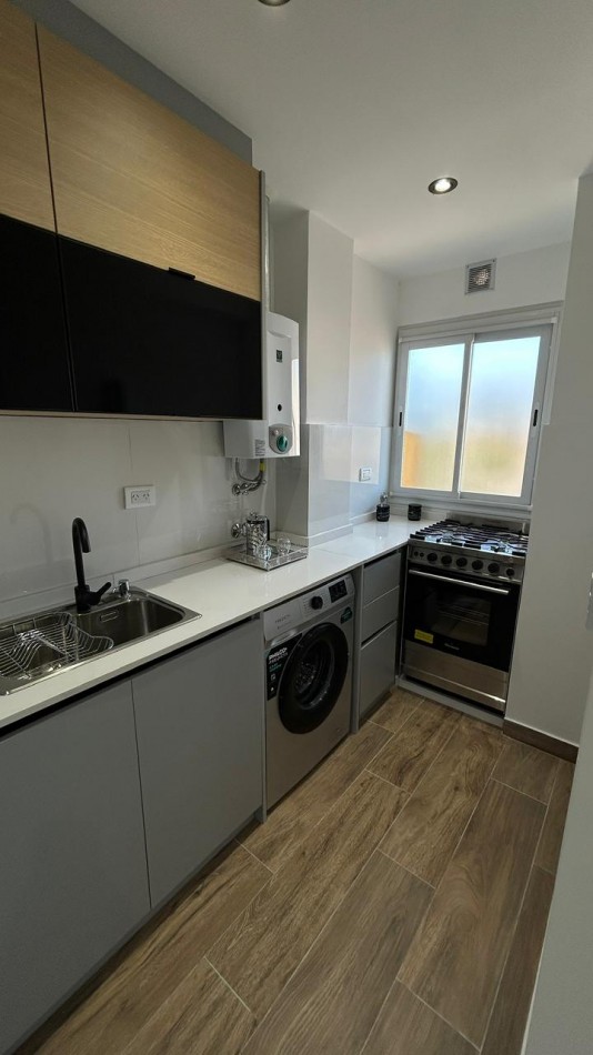 VENTA 2 AMBIENTES CON DEPENDENCIA VISTA AL MAR - PUNTA IGLESIA-