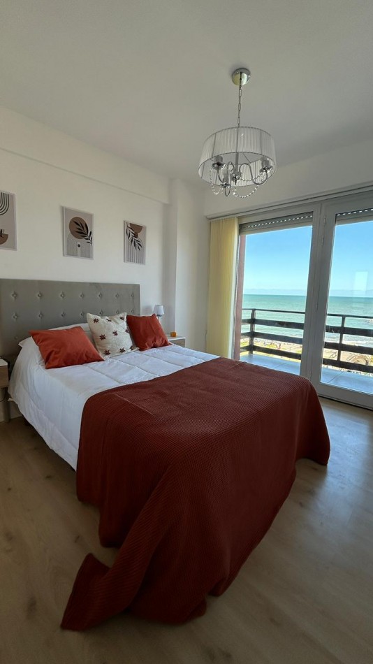 VENTA 2 AMBIENTES CON DEPENDENCIA VISTA AL MAR - PUNTA IGLESIA-