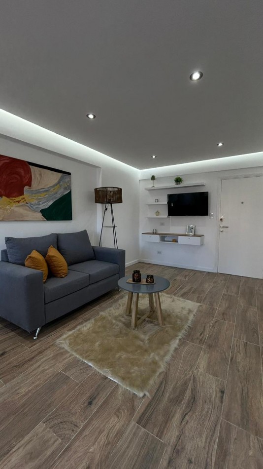 VENTA 2 AMBIENTES CON DEPENDENCIA VISTA AL MAR - PUNTA IGLESIA-