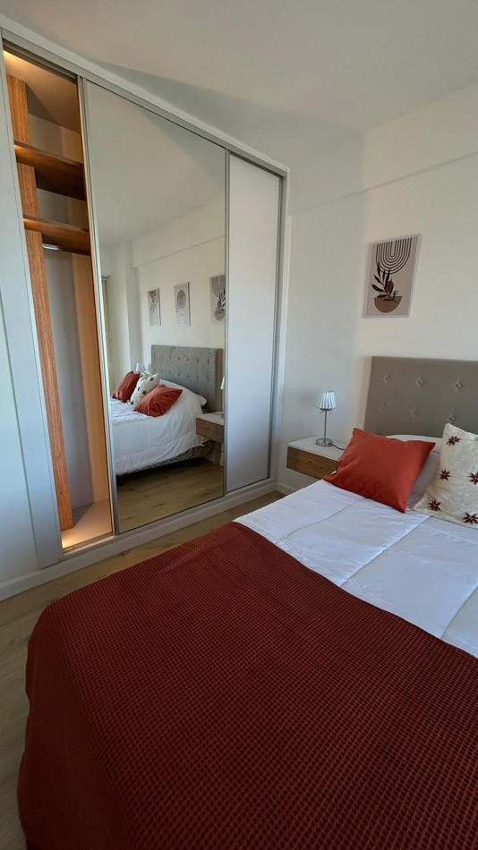 VENTA 2 AMBIENTES CON DEPENDENCIA VISTA AL MAR - PUNTA IGLESIA-