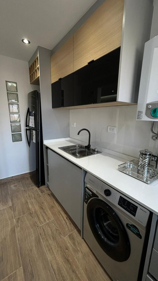 VENTA 2 AMBIENTES CON DEPENDENCIA VISTA AL MAR - PUNTA IGLESIA-