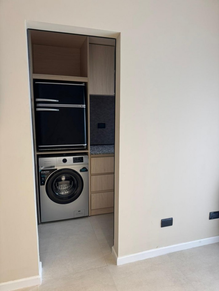 VENTA MONOAMBIENTE RECICLADO- PLAZA COLON-