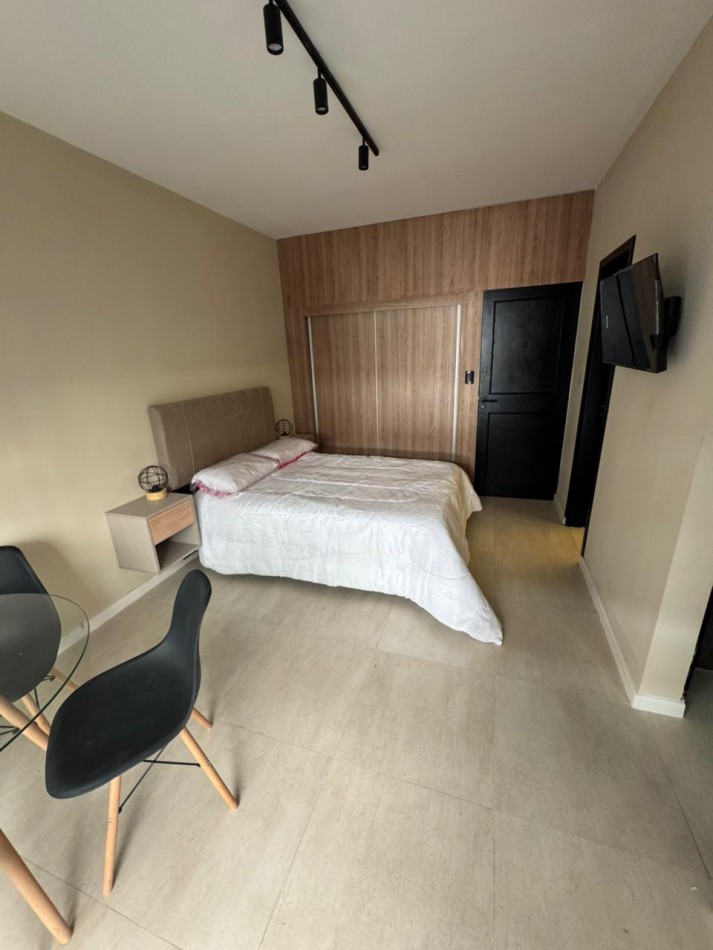 VENTA MONOAMBIENTE RECICLADO- PLAZA COLON-