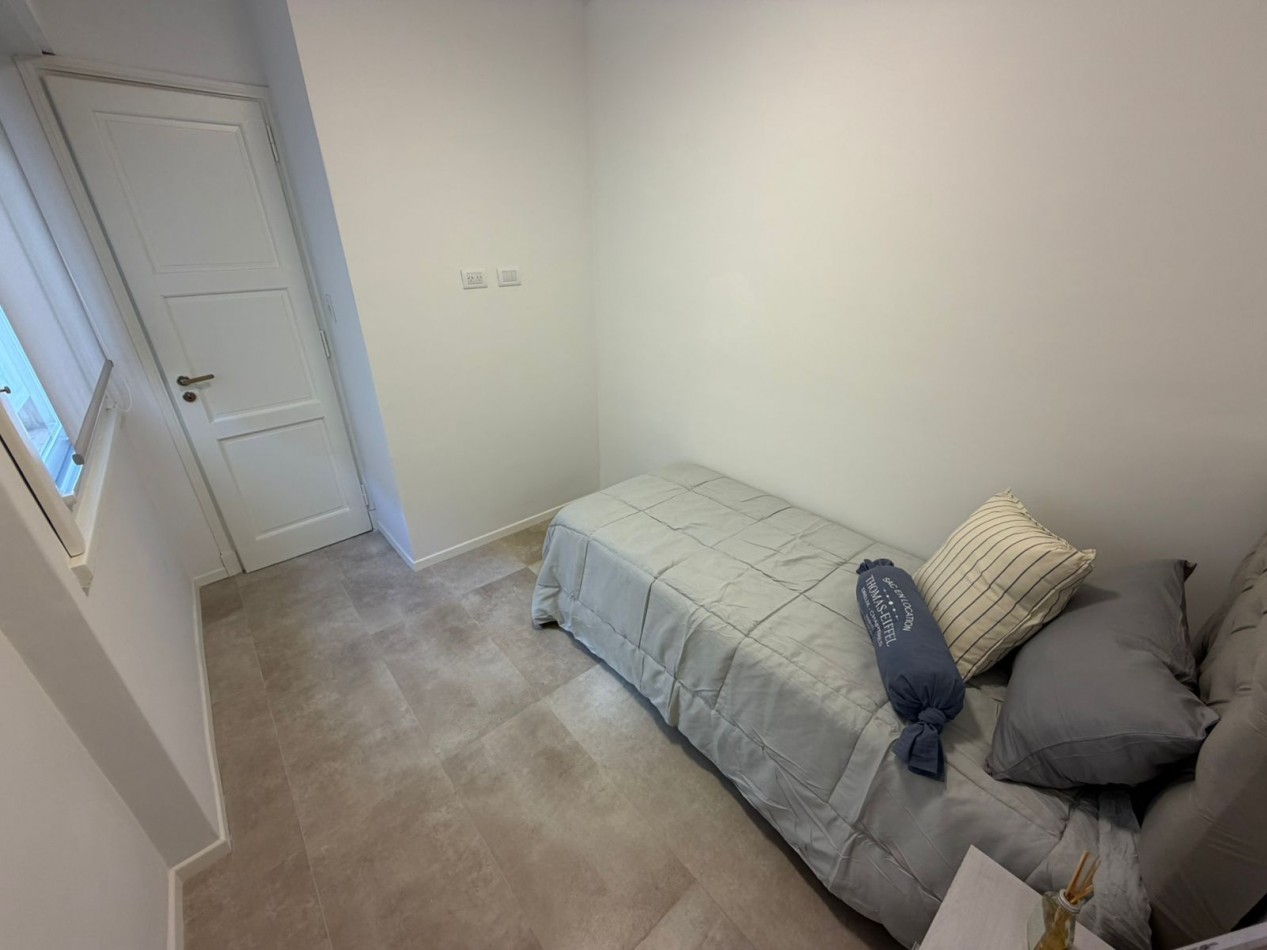 VENTA! 2 AMBIENTES CON DEPENDENCIA - PLAZA COLON-