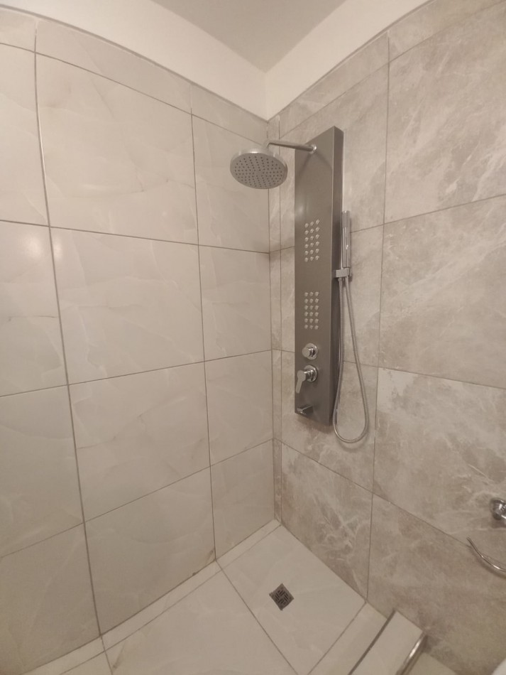 VENTA 3 AMBIENTES CON BALCON - PLAZA MITRE-