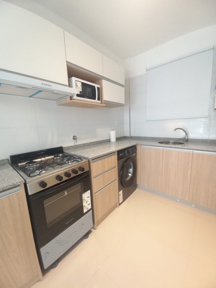 VENTA 3 AMBIENTES CON BALCON - PLAZA MITRE-