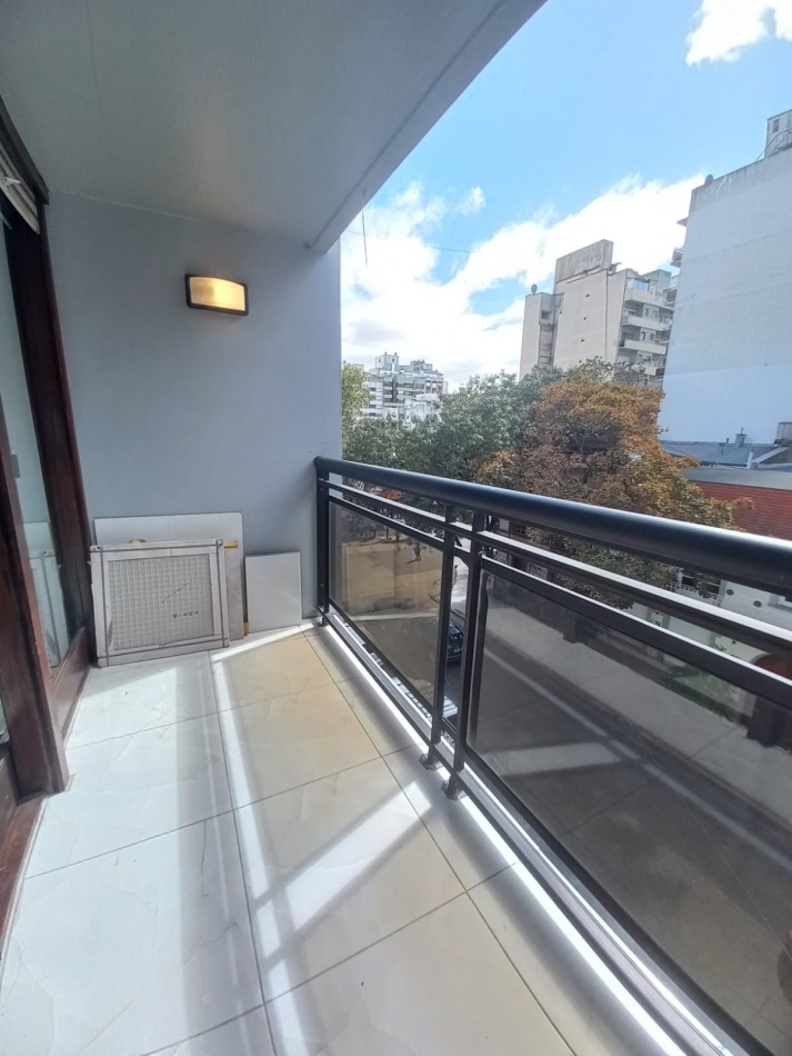 VENTA 3 AMBIENTES CON BALCON - PLAZA MITRE-