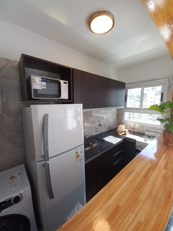 VENTA AMBIENTE CON BALCON - ZONA ALDREY-