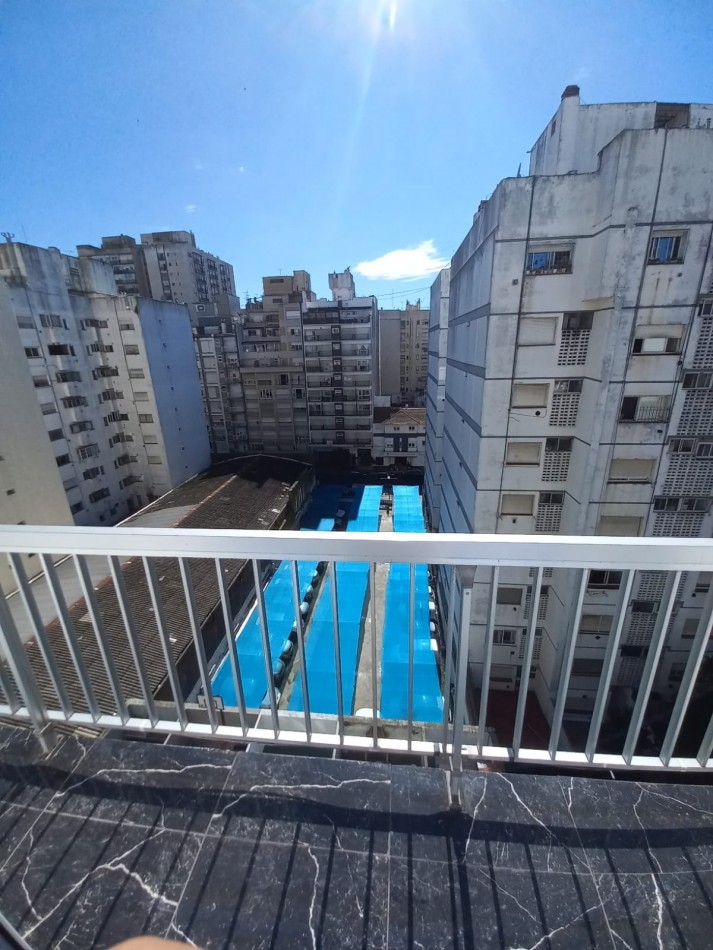 VENTA AMBIENTE CON BALCON - ZONA ALDREY-