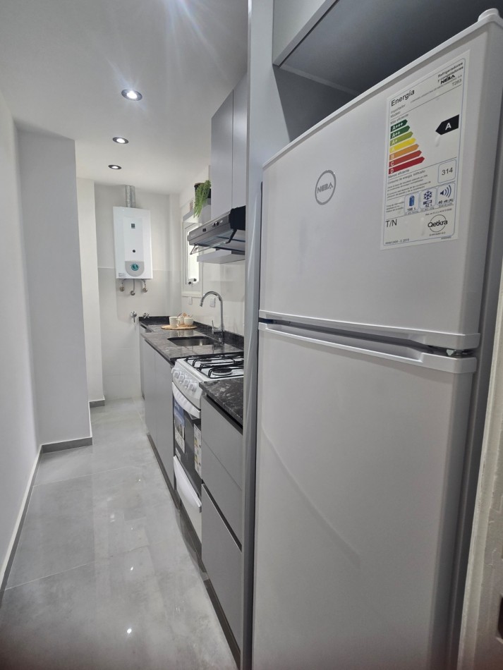 VENTA MONOAMBIENTE CON PARRILLA- PLAZA COLON -