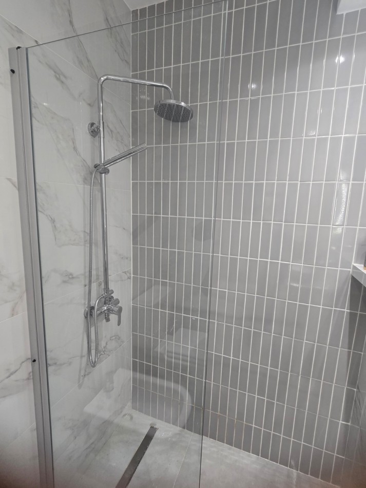 VENTA MONOAMBIENTE CON PARRILLA- PLAZA COLON -