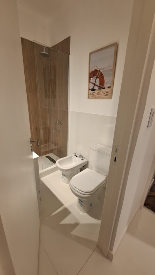 VENTA 3 AMBIENTES PLANTA BAJA CON 2 PATIOS - ZONA ALDREY -