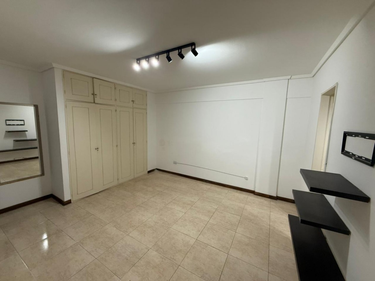 VENTA MNOAMBIENTE - PLAZA COLON -